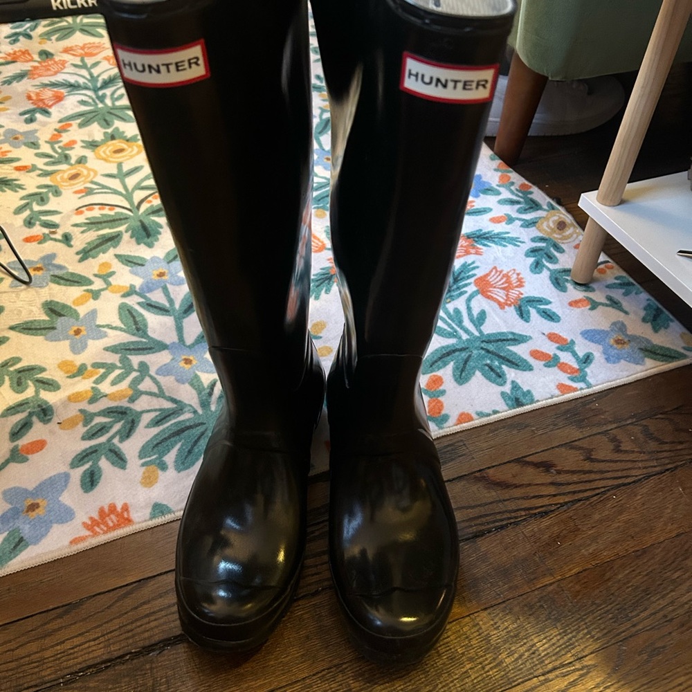 Hunter Classic Black Glossy Rain Boots